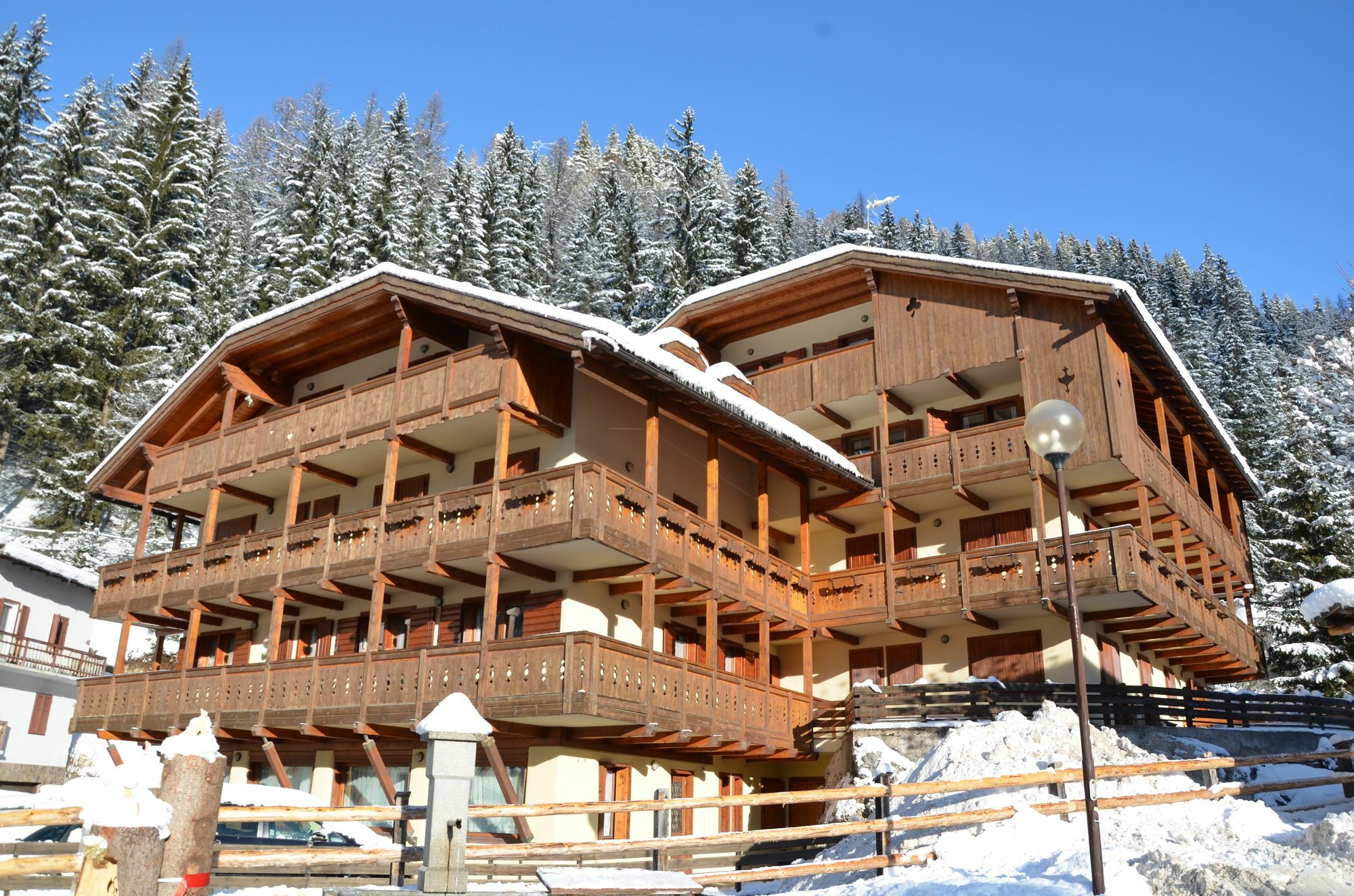 Casa Del Bosco Apartman Val Di Fassa Kültér fotó